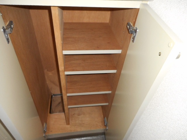 コスモ横浜保土ヶ谷7階 収納