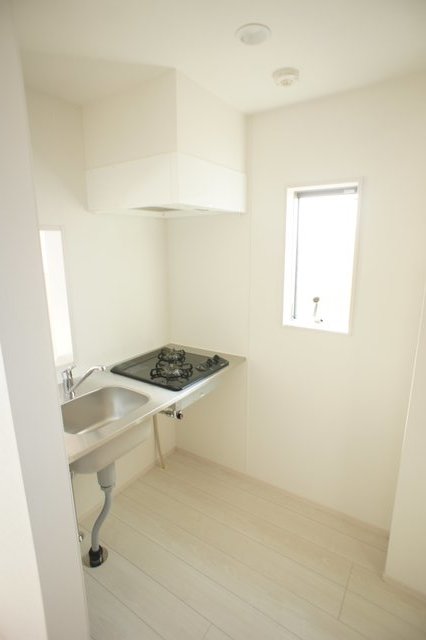 ルミエール・エタンセルｓｉｘ0204号室 キッチン