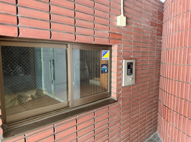 木崎台マンション4階 エントランス