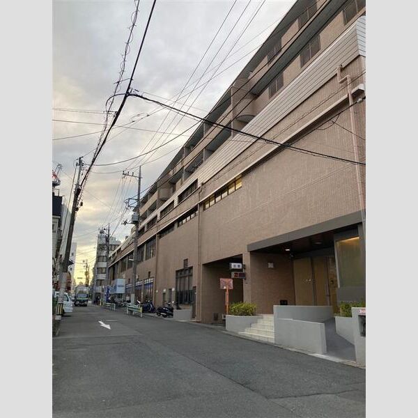 コスモリード八王子501号室 玄関