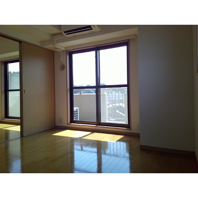 ベェルヴェル稲城0611号室 内観