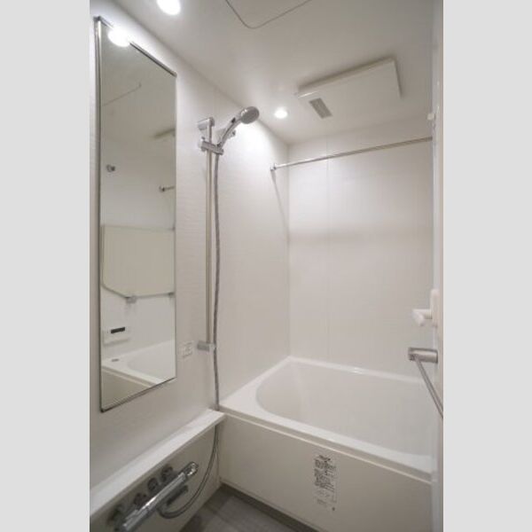 プライムメゾン森下WEST509号室 お風呂