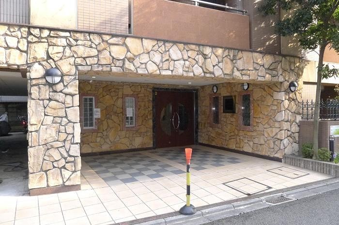 ステージファースト用賀アジールコート3階 エントランス