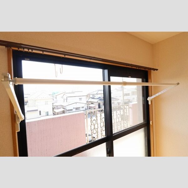 グランディール302号室 室内物干し