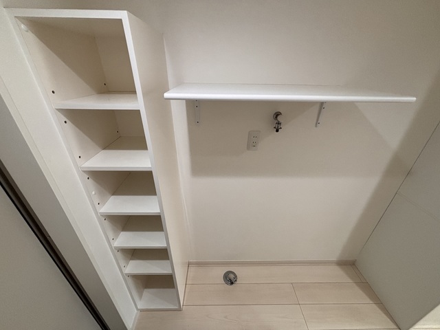 ブルーム磯子丸山台0205号室 収納