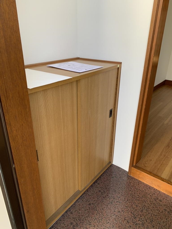 メゾンフラワー 玄関