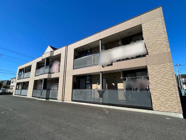 コレンテ 外観写真（昼）