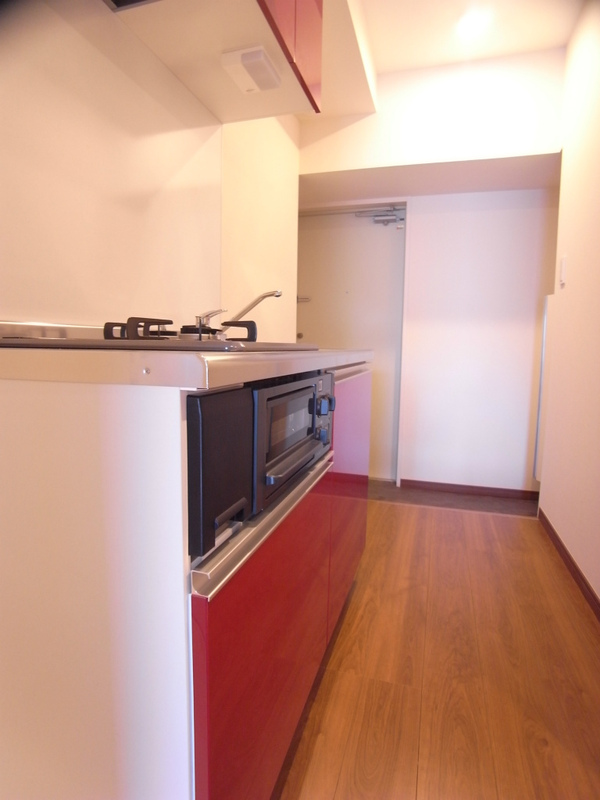 朱雀楼 東京 キッチン