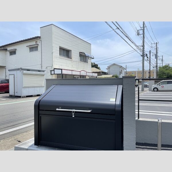 シュクラン 敷地内ゴミ置き場