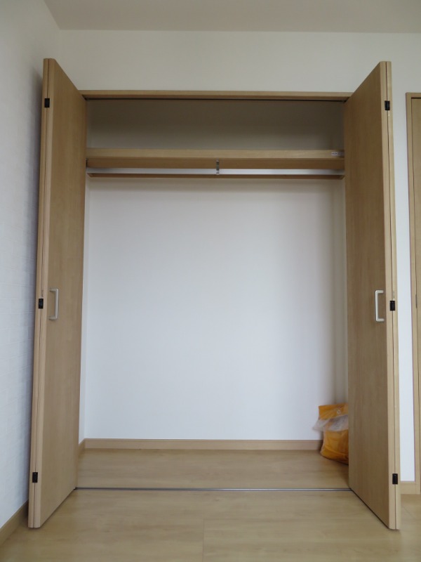 プレシャス新井宿1階 ※別部屋写真参照