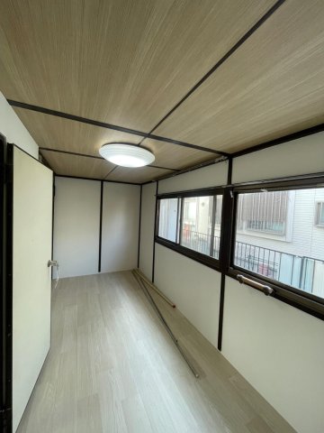 八王子戸建 リビング奥にあるお部屋です