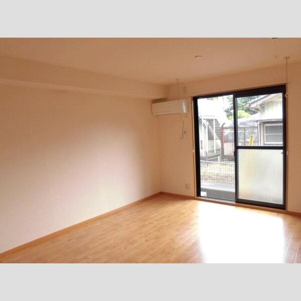 テラス原山 LDK13帖