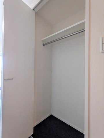 プレミアムキューブ東十条アリア403号室 収納