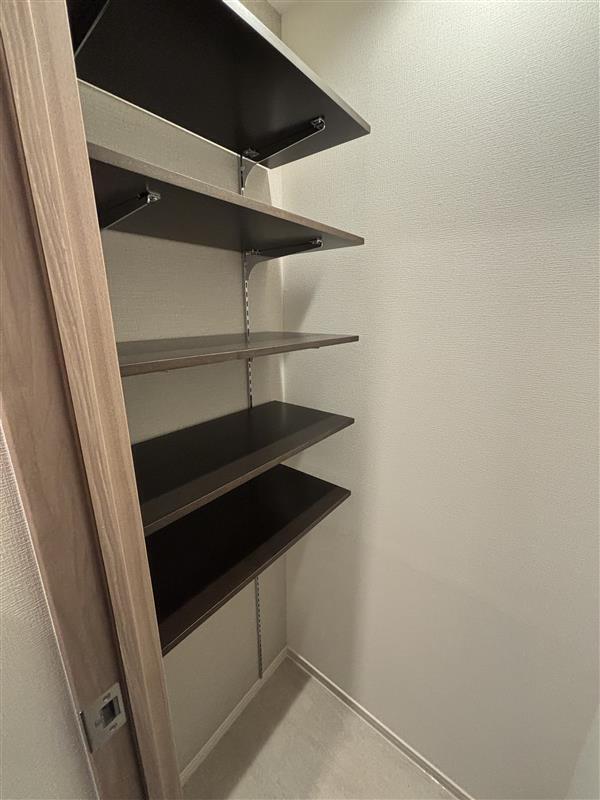 リブリ・セリジエ3階 収納