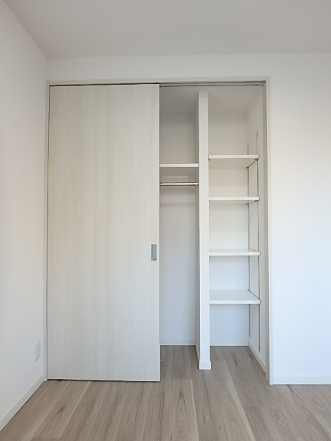 ガーラ・ヒルズ氷川台2階 大容量収納