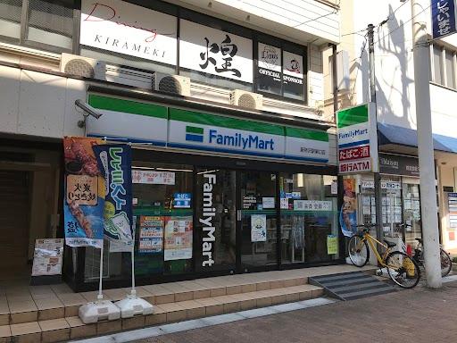 オレンジクレスト ファミリーマート所沢松葉町店まで405ｍ