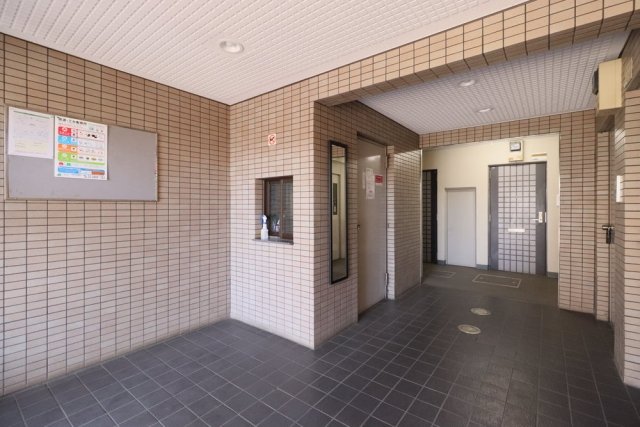 ブリス上石神井3階 エントランス