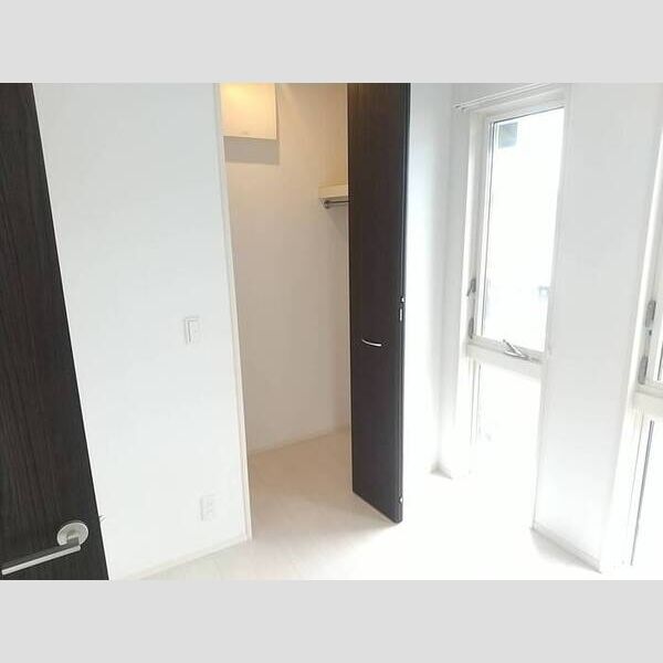 ルナマリア国立　B201号室 クローゼット