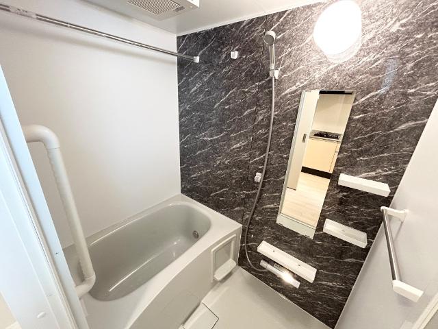 新築藤沢マンション503号室 バス（イメージ）