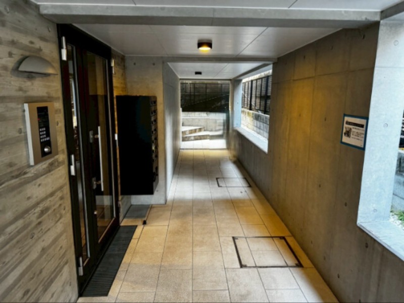 CREAL門前仲町3階 エントランス