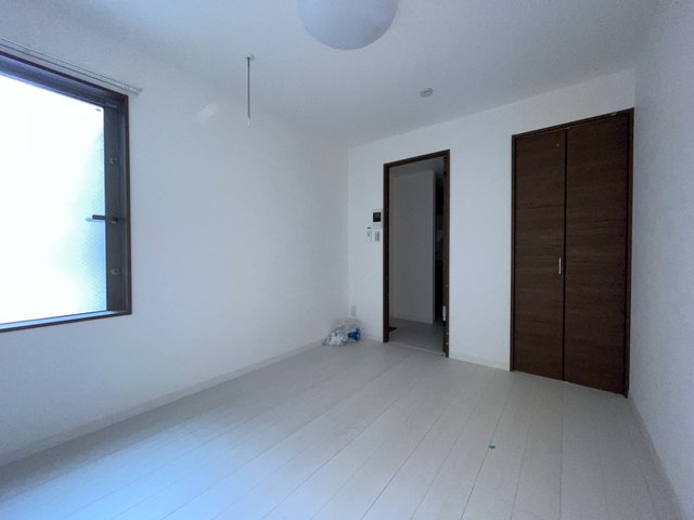 ＰＩＮＥＳ平和台0103号室 リビング