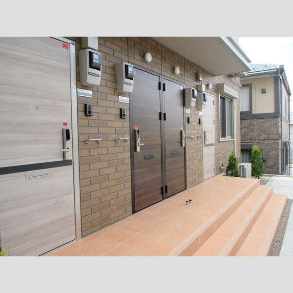 フォルテッシモ 玄関前