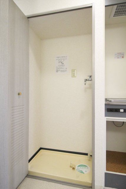 アドリーム千駄木6階 室内洗濯機置場