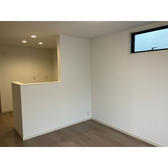 M・プーロニンフェア リビング