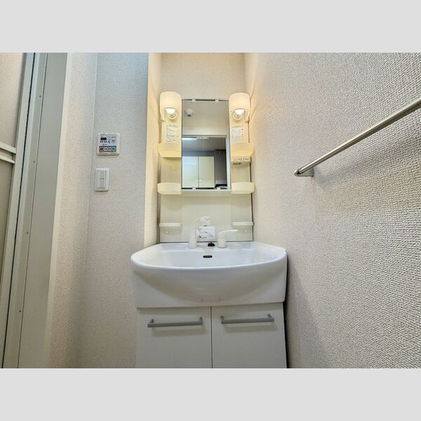 グランメール102号室 洗面所