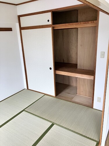 ライオンズマンション日吉南 押入