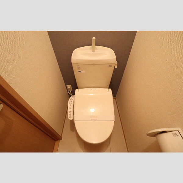 ヴェルドミールB 温水洗浄暖房便座付きトイレ