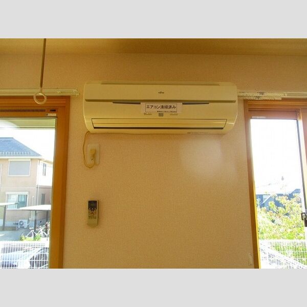 アンソレイエ　西館101号室 エアコン