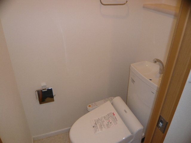 クレール0302号室 トイレ