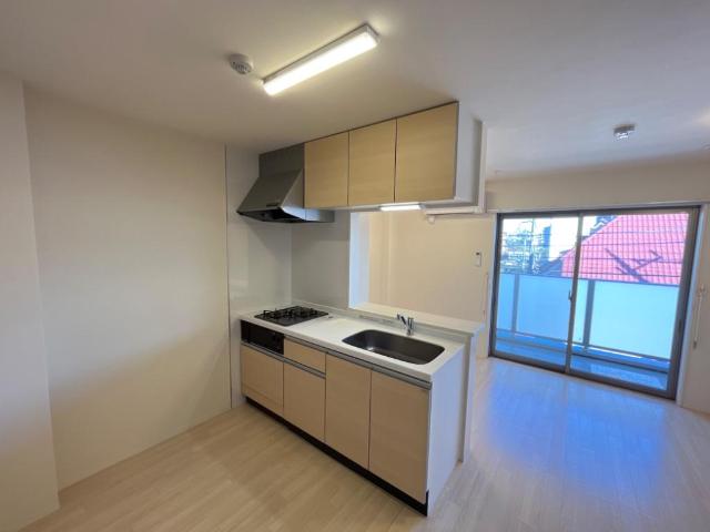 サクラス202号室 リビング（イメージ）