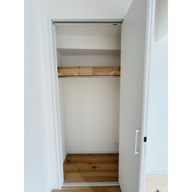 オーパスホームズ三田0601号室 内観