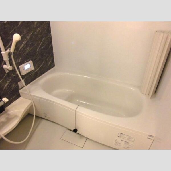 エーデルハイム301号室 追い焚き機能付き一坪風呂