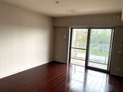 ライオンズマンション幕張セントパークス ＬＤＫ別角度　※前回募集時2024年5月撮影の写真