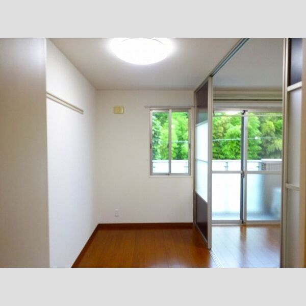 ガーデンヒルズ　C302号室 洋室