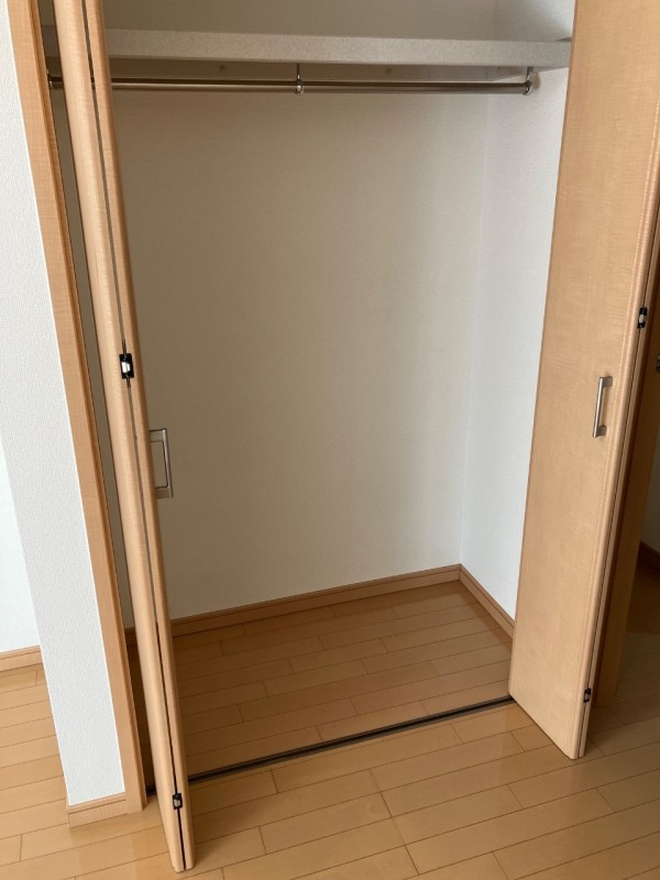 ユイマール末広1階 収納