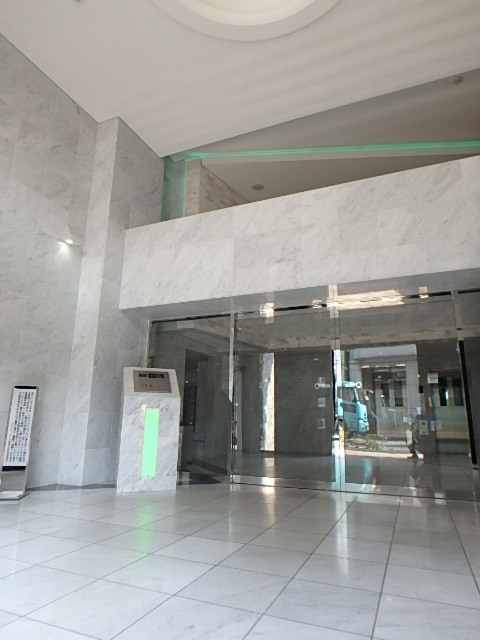 グランド・ガーラ横濱万世町6階 高級感のあるエントランス