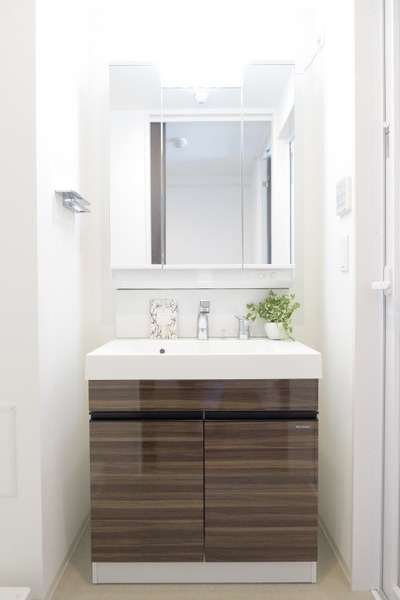 ロイジェント志村坂上2階 同建物別部屋の参考画像