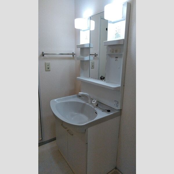 シャトル藤 洗面