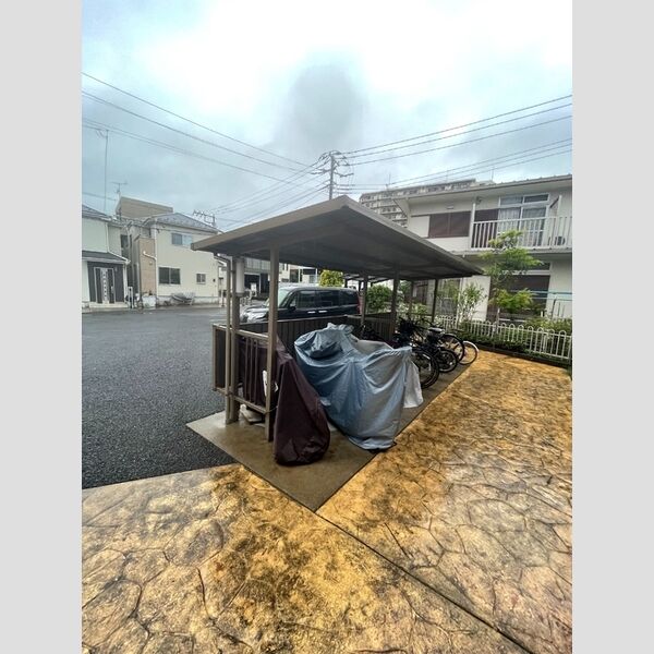 グレイスヴィラ東中山 駐輪場
