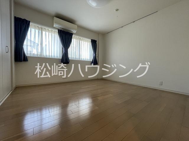 ＴＹ　ＨＯＵＳＥ1階 内観