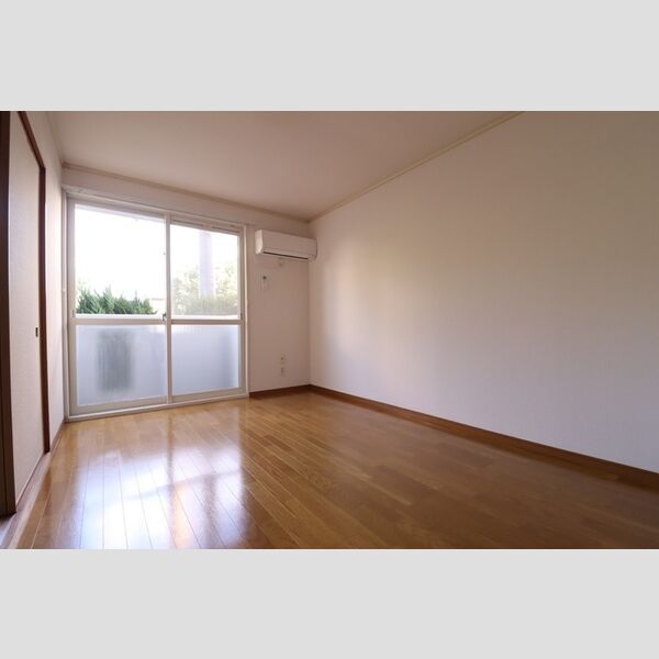 ファーストヴューラ　六番館 洋室