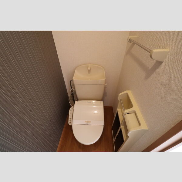 セントラル・クオ205号室 温水洗浄暖房便座