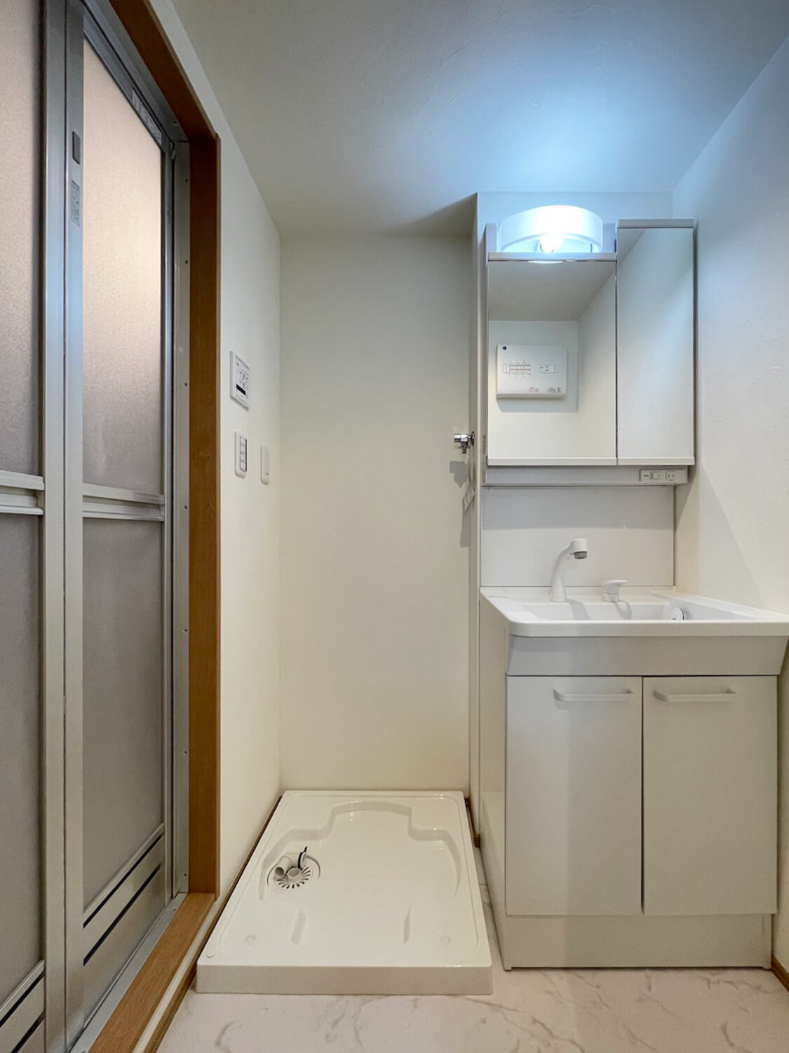 ヒルズ松戸 玄関