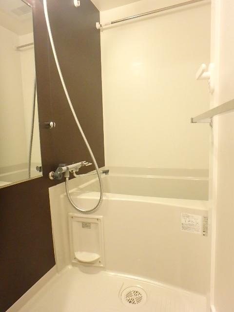 ガーラ・シティ新丸子駅前 お風呂