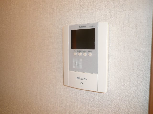 ヴィアーレ・ガーナ403号室 カメラ付インターホン