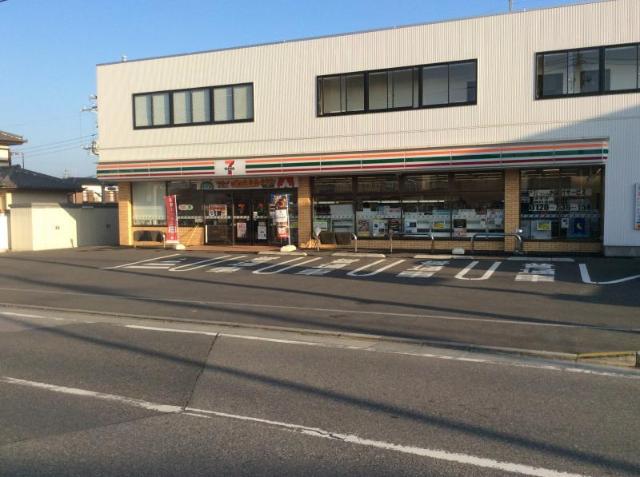 サンセットみずき セブンイレブン柏逆井店まで489ｍ